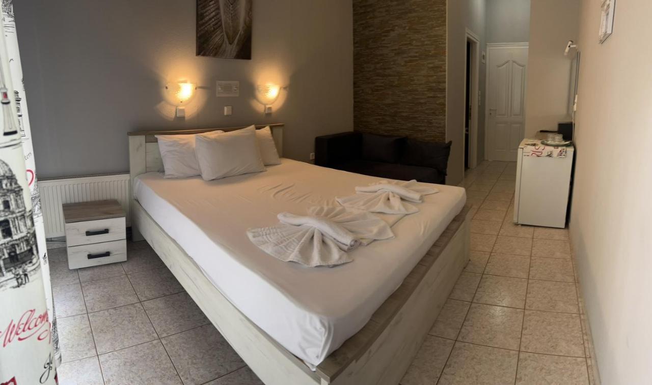 Ellas Hotel Skala Potamia  Buitenkant foto