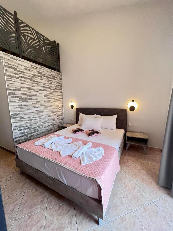 Ellas Hotel Skala Potamia  Buitenkant foto