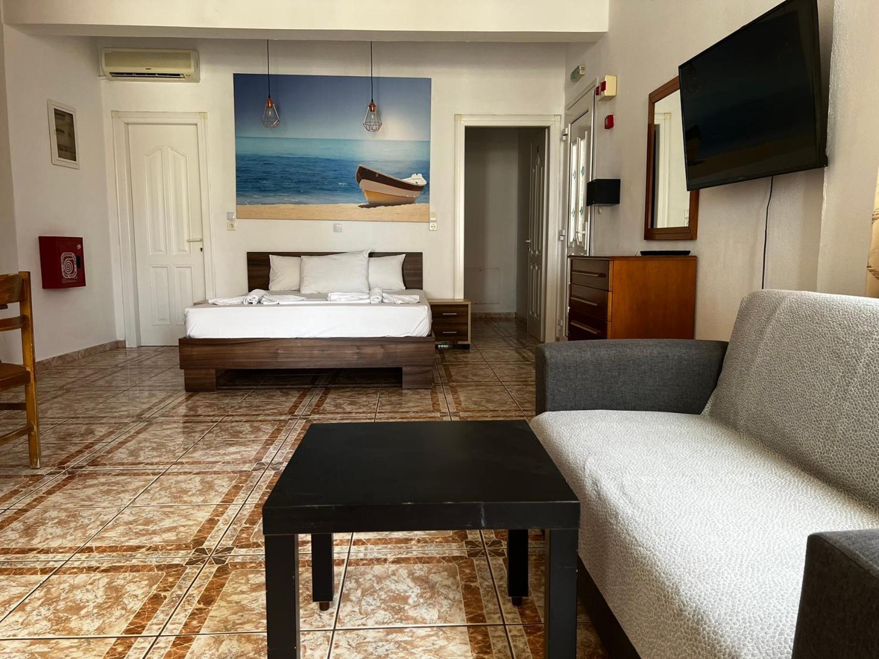 Ellas Hotel Skala Potamia  Buitenkant foto