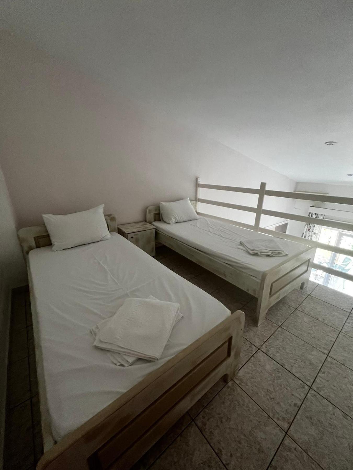 Ellas Hotel Skala Potamia  Buitenkant foto