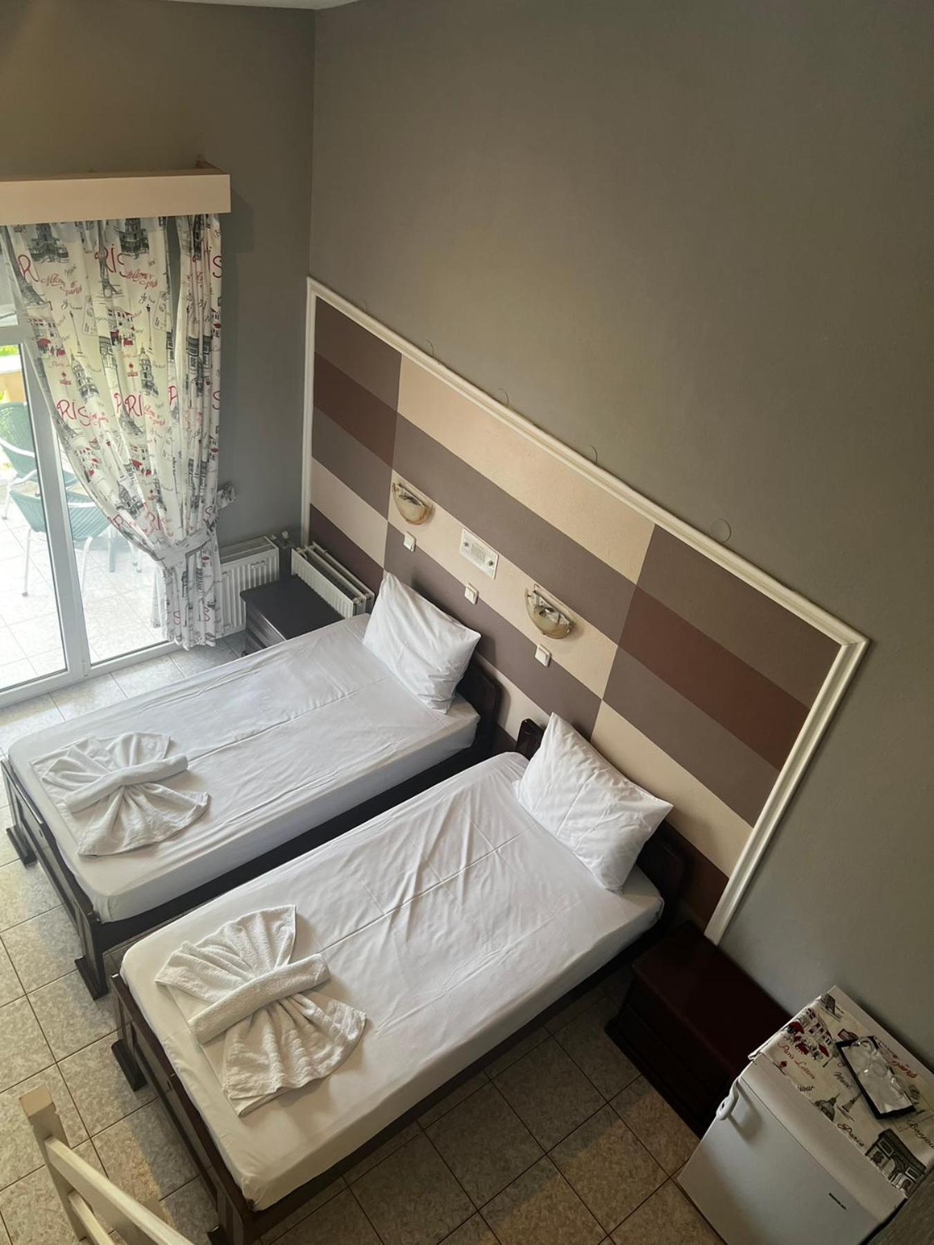Ellas Hotel Skala Potamia  Buitenkant foto